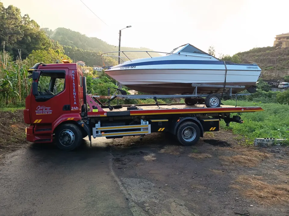 Reboque de barcos – foto 3