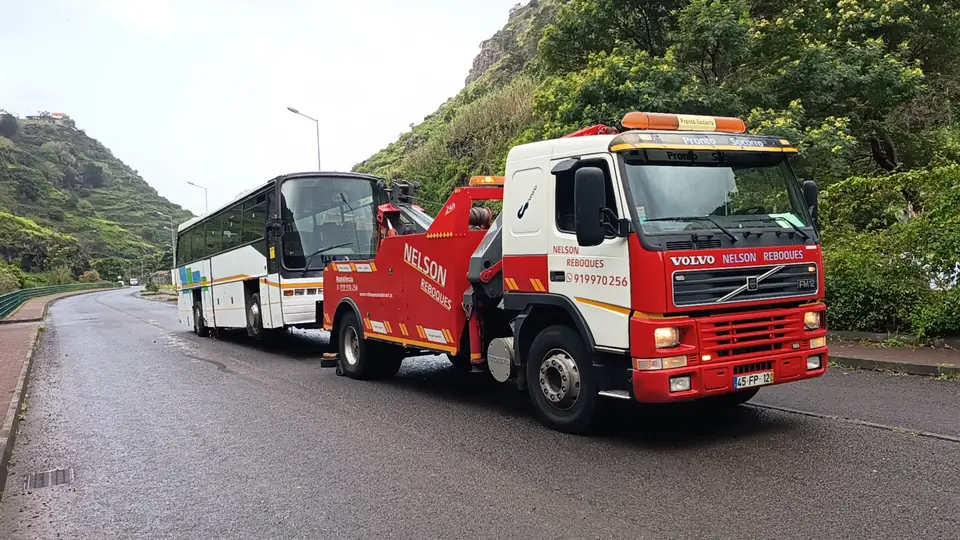 Reboque de camionetes – foto 2